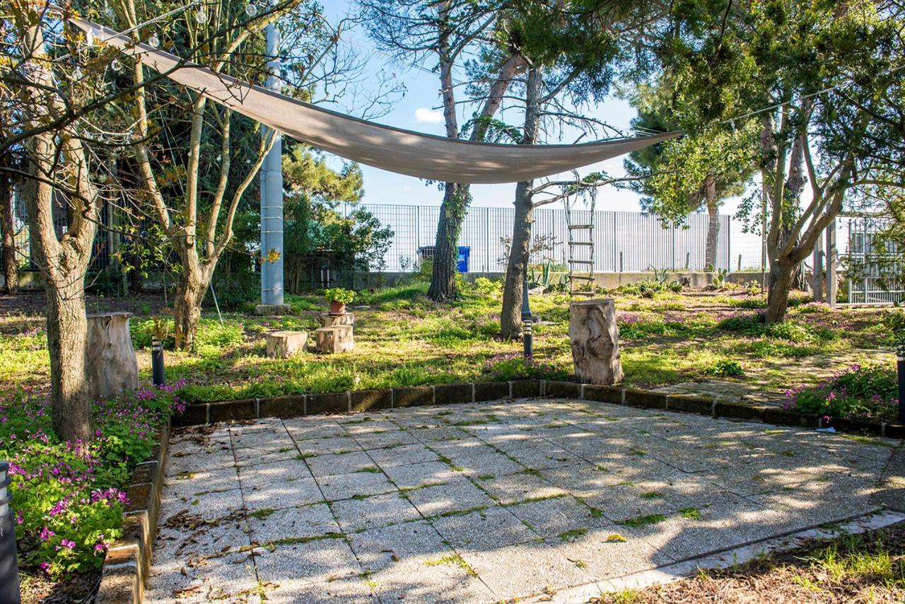 A11 - Varano, Delizioso Trilocale Con Giardino Ancona Exterior photo